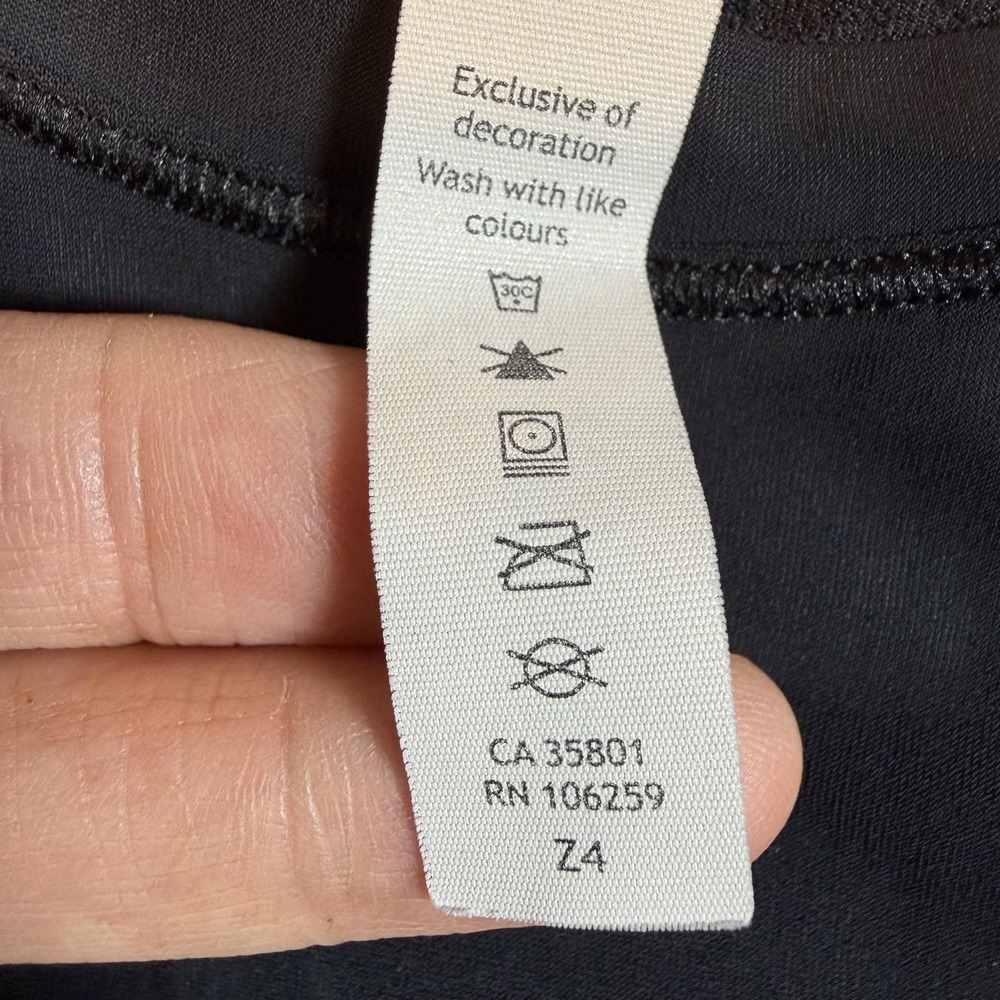 Lululemon Shirt Womens 8 Black Short Sleeve Open Back Perforated Hem Running Top - Picture 3 of 6